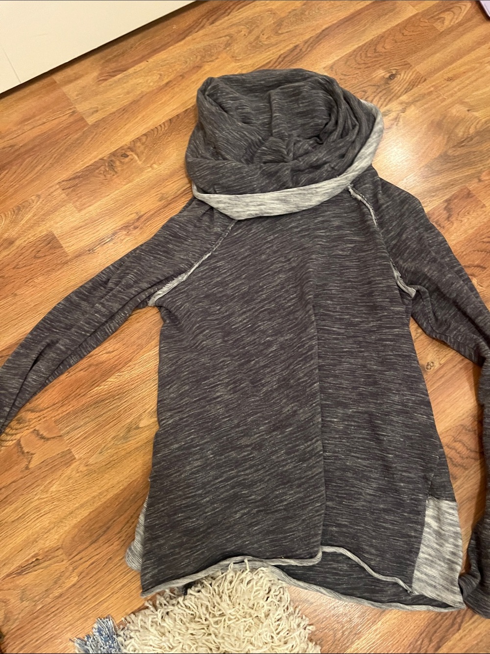 Women's Two-Tone Gray Cowl-Neck Sweater